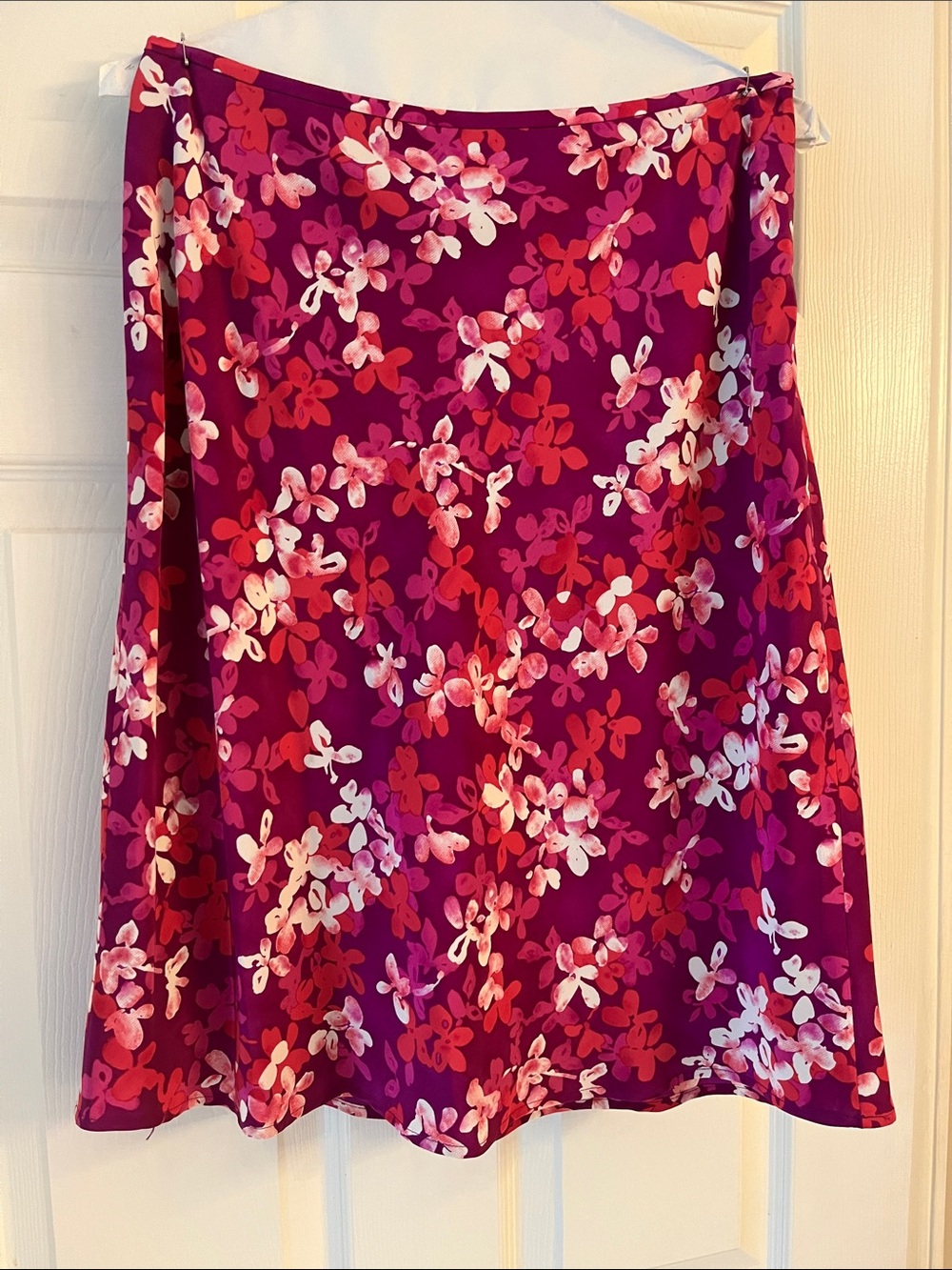 Ann Taylor Petites Floral A-Line Skirt in Magenta